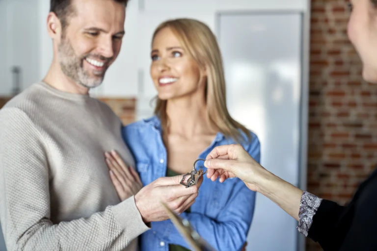 How to verify if a property has debts in Spain